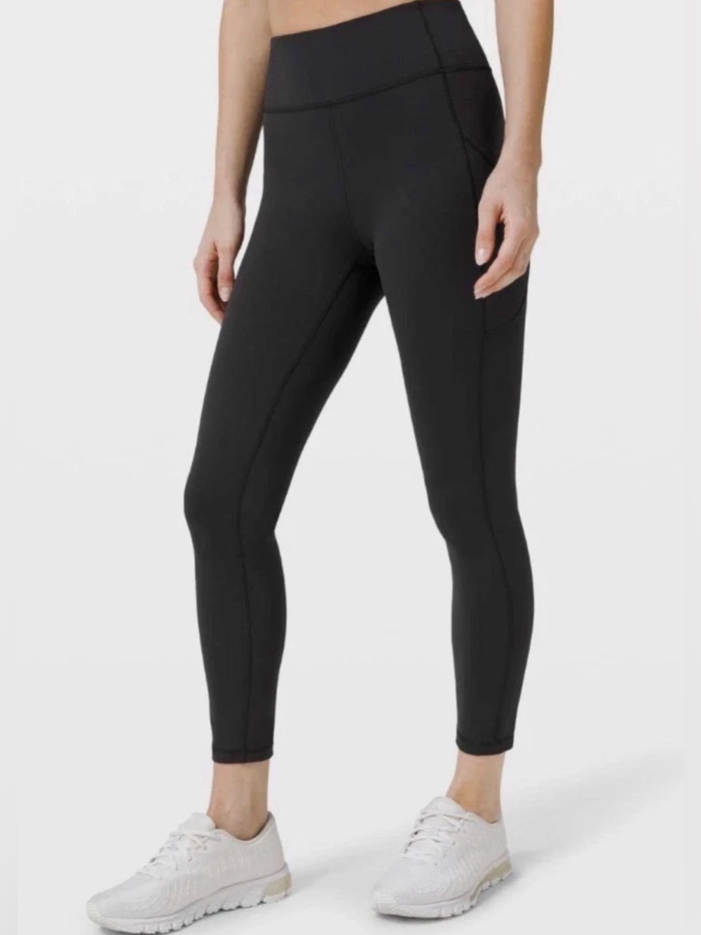 lululemon Women's Invigorate High-Rise Tight 25" Size 4 Black Pants Tights